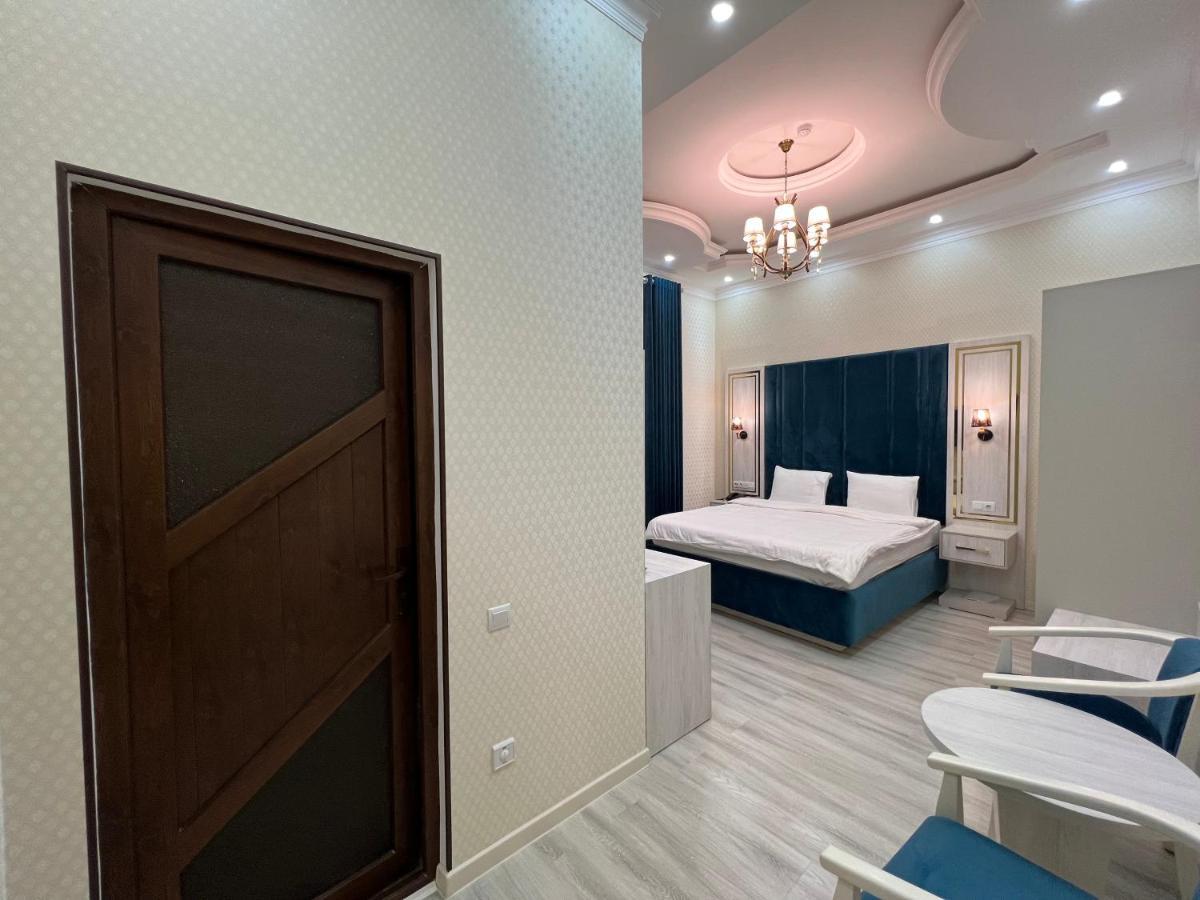 Hotel Sharq Dushanbe Ngoại thất bức ảnh