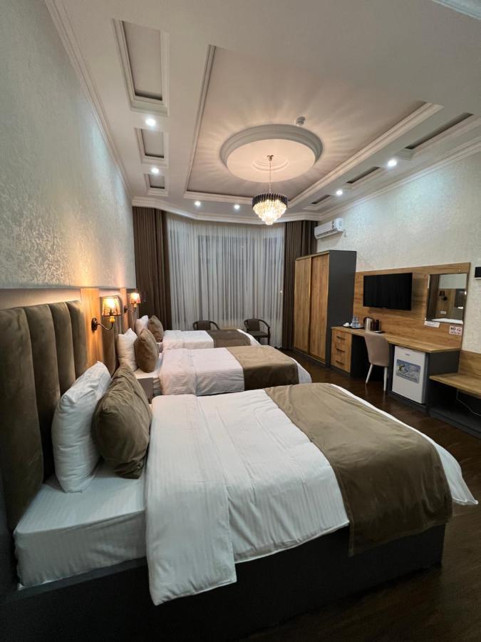 Hotel Sharq Dushanbe Ngoại thất bức ảnh