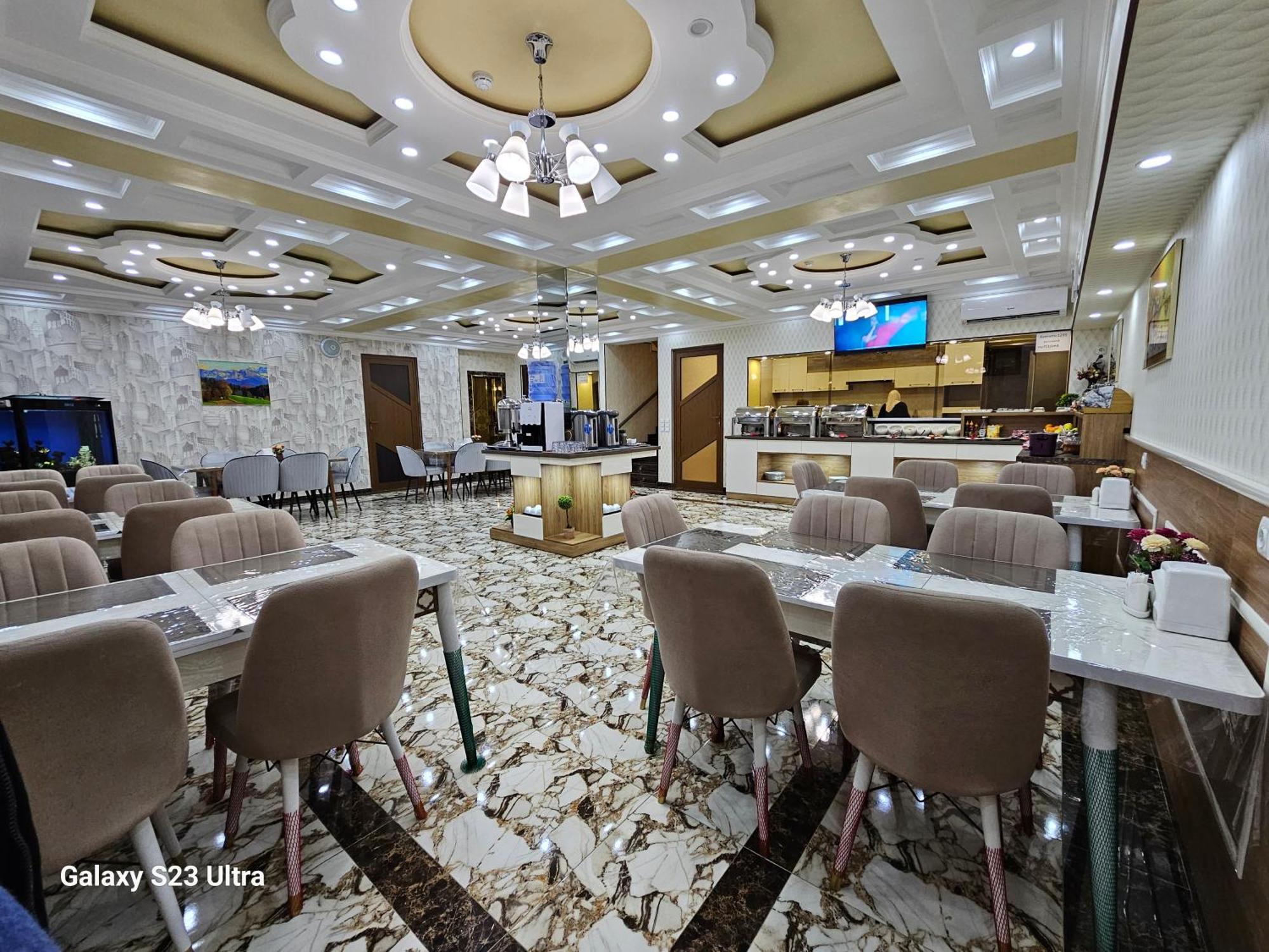 Hotel Sharq Dushanbe Ngoại thất bức ảnh