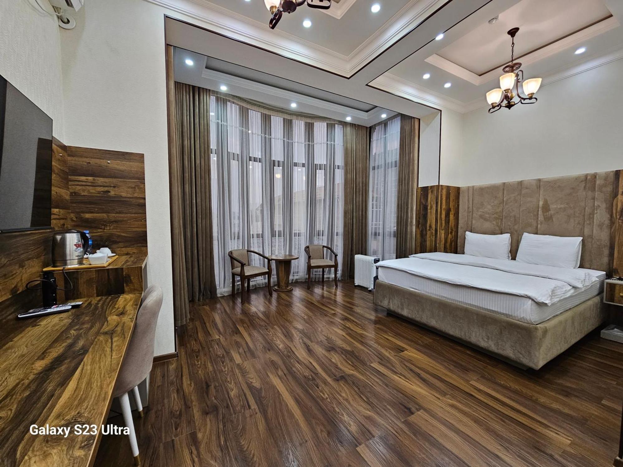 Hotel Sharq Dushanbe Ngoại thất bức ảnh